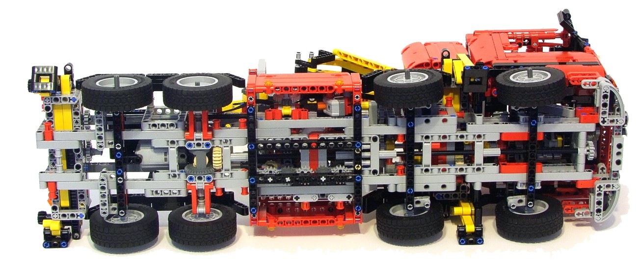 [Lego-8258-Truck-Review-Bottom%255B4%255D.jpg]