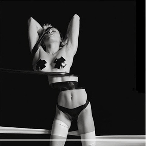 Miley Cyrus Illuminati Vídeo 4