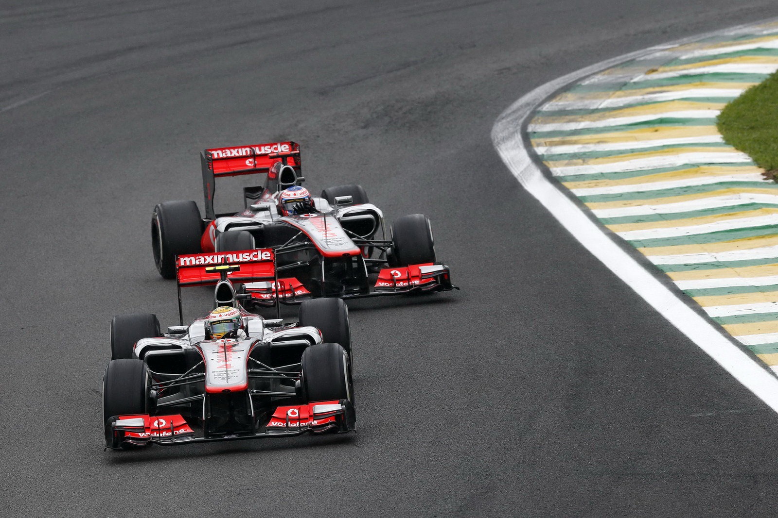 [F1-Brazil-McLaren-Button-Hamilton-2%255B2%255D.jpg]