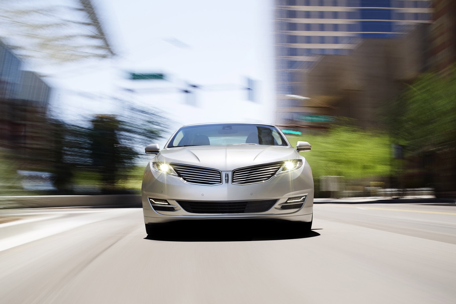 [2013-Lincoln-MKZ-Hybrid-4%255B3%255D.jpg]