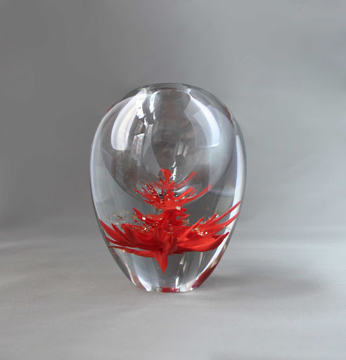 Thaddeus Wolfe Vase, $550.