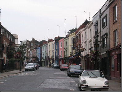 800px-Portobello_Road,_Notting_Hill