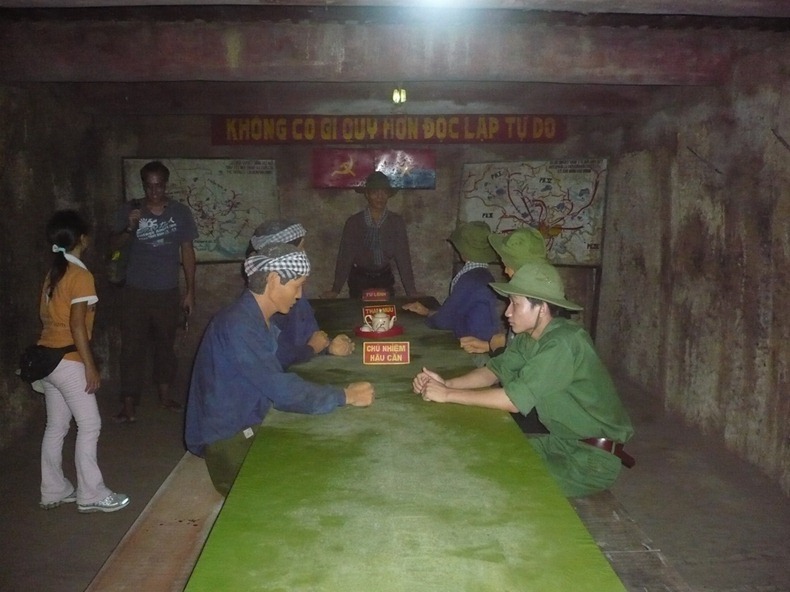 cu-chi-tunnels-5