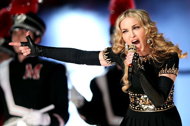 [Madonna-%2520Super%2520Bowl%2520Halftime%2520Show%255B4%255D.jpg]