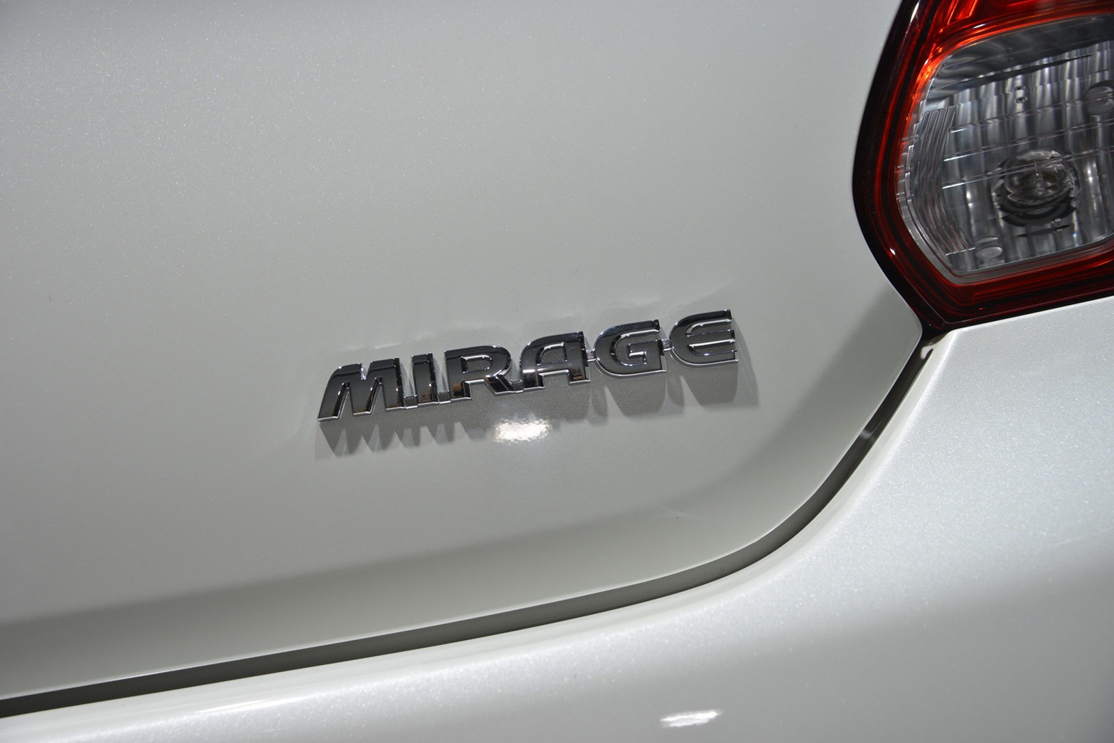 Mitsubishi-Mirage-3%25255B3%25255D.jpg