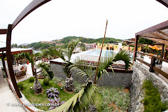 Fotos do evento Ville La Plage Hotel. Foto numero 0106. Fotografia (fotografias) da fotógrafa e video maker de casamento Mair Lopes, do Rio de Janeiro, RJ, que faz fotos de casamento (fotografia de casamento), fotos de 15 anos (fotografia de 15 anos), ensaios fotográficos, vídeo de casamento (filmagem de casamento), vídeo institucional, vídeo de 15 anos (filmagem de 15 anos) seguindo o estilo do fotojornalismo e do videojornalismo de eventos sociais. Atua no Rio de Janeiro, bem como outras cidades do Rio de Janeiro, tais como Niterói, Petrópolis, Teresópolis, Região dos Lagos, Cabo Frio, Búzios, entre outras. fotos casamento de para rio 15 anos janeiro noivas casamentos foto noiva festas casais videos fotógrafa filmagem