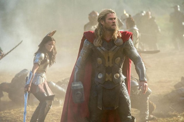 The Dark Elves Track Thor in Thor The Dark World Hi-Res Photos 01