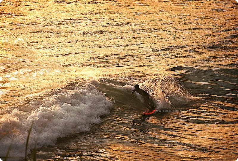 Sunset-surfer-(1) Sunset-surfer-(1)