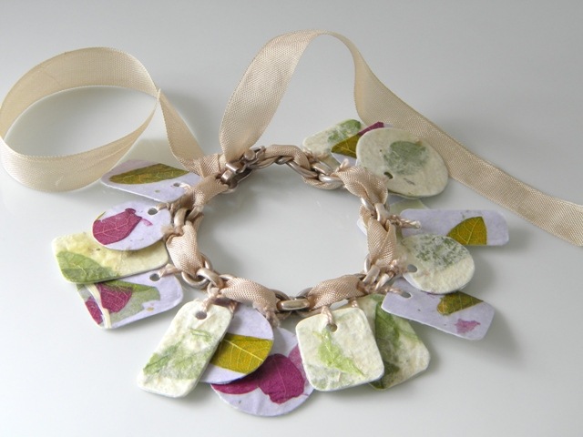[Bracelet%25201%255B2%255D.jpg]