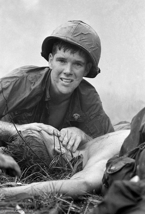 صوراً من حرب فيتنام محفوظة في الذاكرة 16%25255B9%25255D