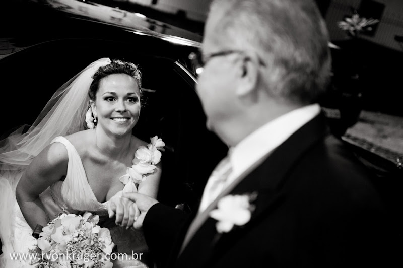 Fotos de Mariana e Diogo. Foto numero 19 de Rogerio von Kruger, fotografo no Rio de Janeiro (RJ), que faz fotos de casamento, fotos de musica, fotos de shows e fotos de eventos. Rogerio von Kruger faz fotos digitais de casamento no Rio de Janeiro, RJ. fotos de casamento foto digital rio janeiro rj festa noiva noivas festas album casamentos digitais retrato fotografia fotografos retratos