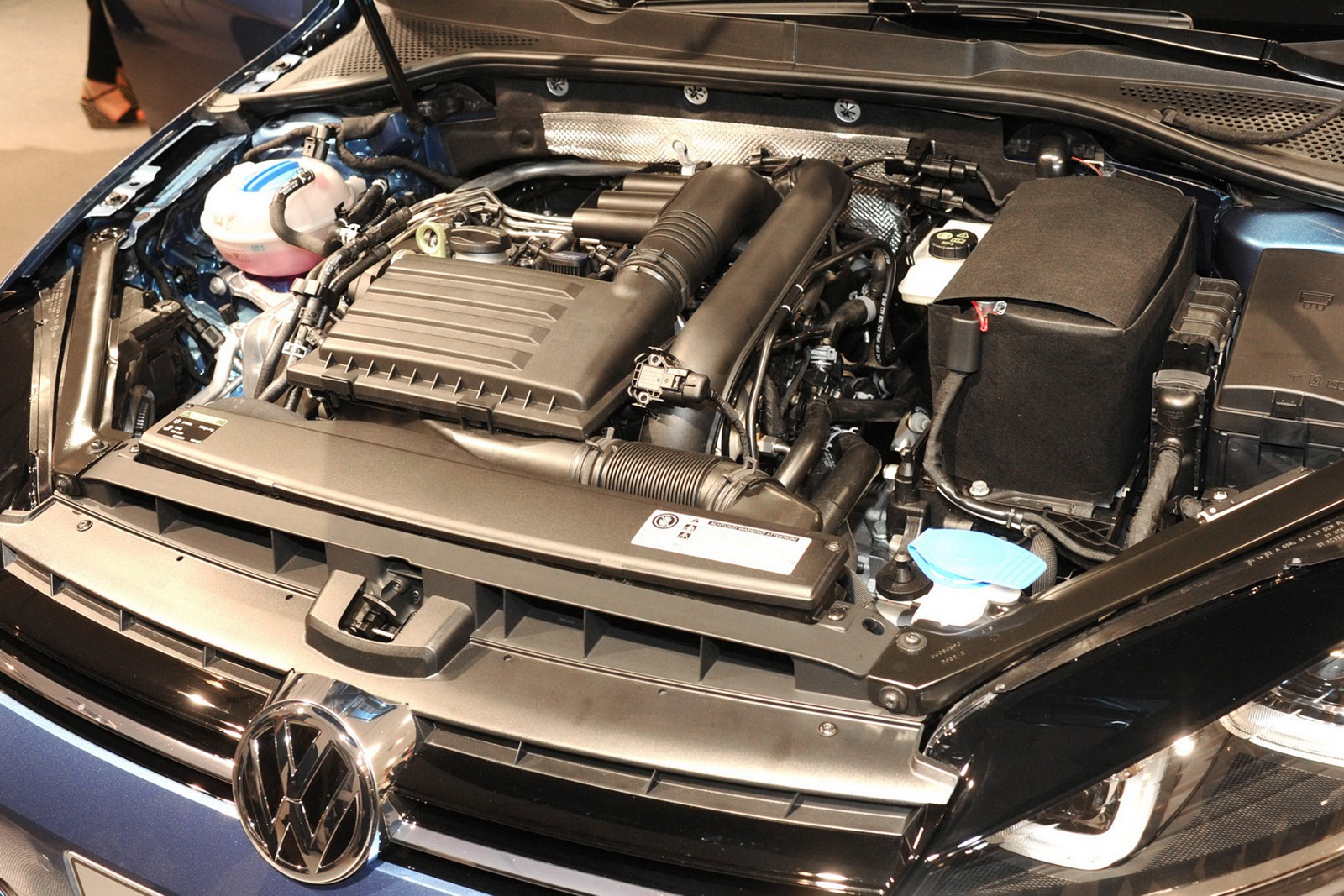 VW-Golf-MK7-29%5B2%5D.jpg