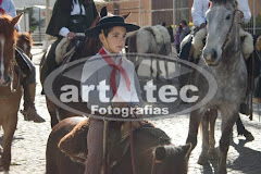 Fotos do evento Desfile 7 de Setembro. Foto numero 14. Fotografia (fotografias) da Art Tec Fotografias que faz fotos de casamento, fotos de festas, fotos de eventos sociais, fotos de aniversário, fotos de formatura, fotojornalismo, ensaios fotográficos, fotos de estúdio, book fotográfico e outros serviços fotográficos em Pelotas, RS, e outras cidades do Rio Grande do Sul. fotos casamento de pelotas rs para noivas casamentos rio grande do sul foto fotografia convite recepção lembrancinha confraternizações bolo vestidos noiva