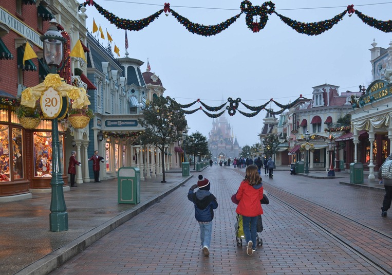 [Disney-Monday33.jpg]
