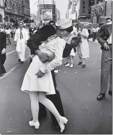 the-kiss-tm the-kiss-tm