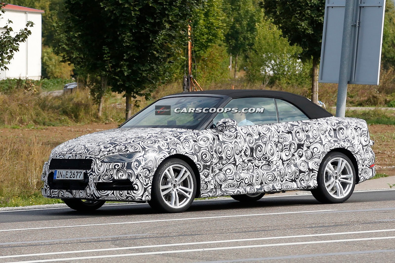 [New-Audi-S3-Cabriolet-03Carscoops%255B3%255D.jpg]