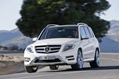 2013-Mercedes-Benz-GLK-5_thumb.jpg?imgmax=800