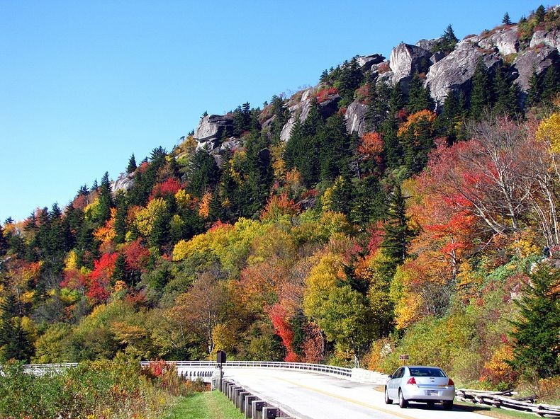 linn-cove-viaduct-11 linn-cove-viaduct-11