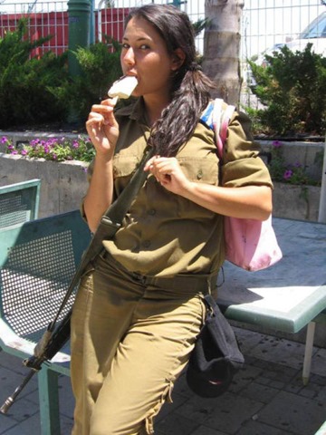 [israeli-defense-girls-14%255B3%255D.jpg]