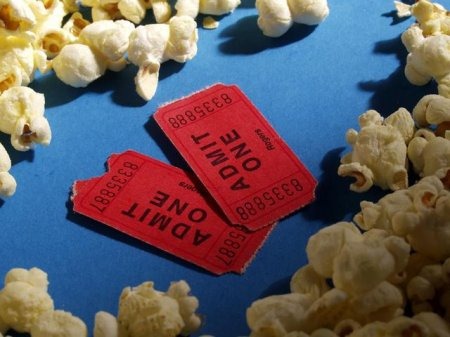 [movie-tickets-popcorn%255B5%255D.jpg]