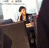 攜女回港定居成龍怒斬10萬生活費吳綺莉愁爆過年