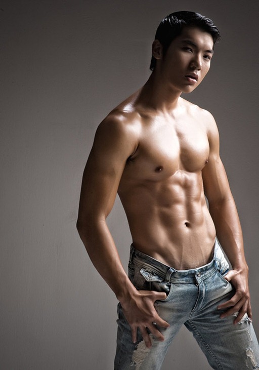Asian-Males-Truong Nam Thanh Become a Vietnamese Super Model-04