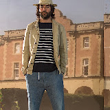 http://www.factorysnc.com - http://www.dondup.com