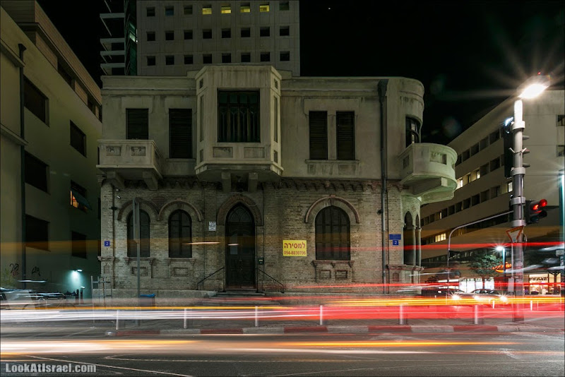 Акива Арье Вайс - Его Тель Авив. Его первый дом.