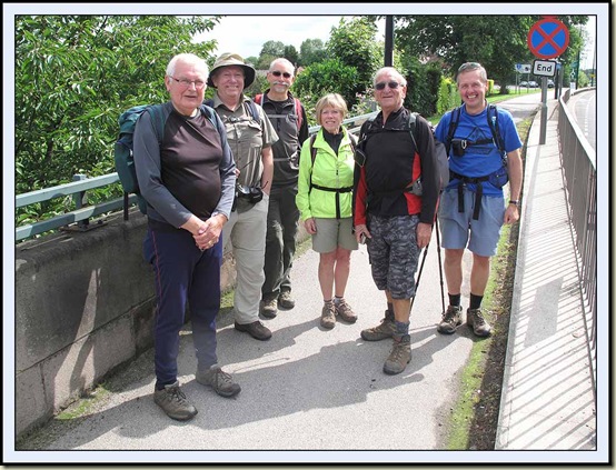 Starting Part 5 of the Salford Trail, from the bridge over Glaze Brook - Reg, Alan, Rick, Ann, John and JJ