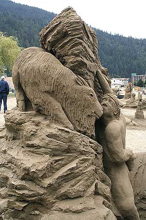 SAND CASTLES competition in Oregon
