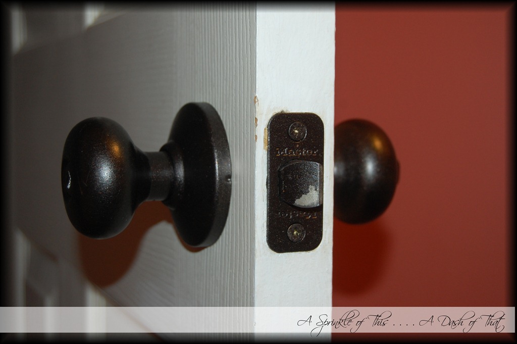 [Brass%2520doorknobs%2520after%2520%257BA%2520Sprinkle%2520of%2520This%2520.%2520.%2520.%2520.%2520A%2520Dash%2520of%2520That%257D%255B4%255D.jpg]