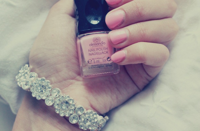 [nails%25202%255B2%255D.jpg]