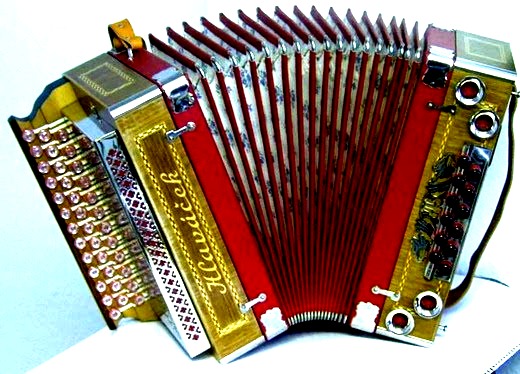 [Acordeon%2520Diat%25C3%25B3nico%255B21%255D.jpg]