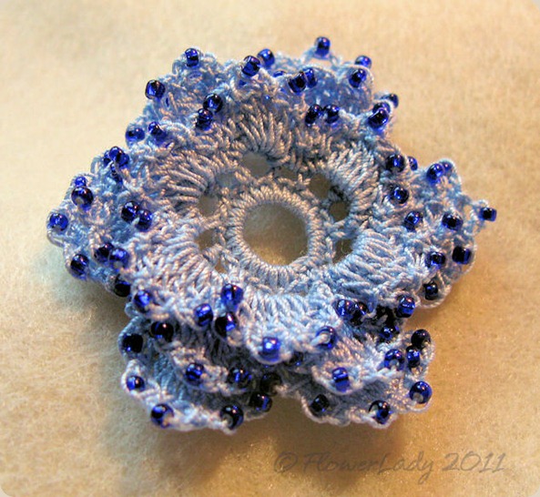 12-08-crochet-bead-blue-rose