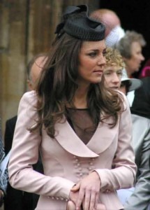 [Kate-Middleton-fotos-detalhes6-215x300%255B3%255D.jpg]