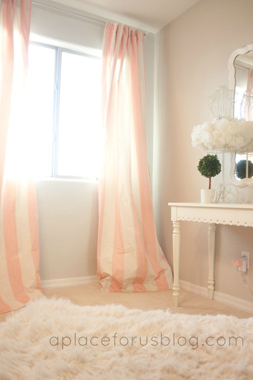 [Pink%2520and%2520White%2520Curtains-0121%255B6%255D.jpg]