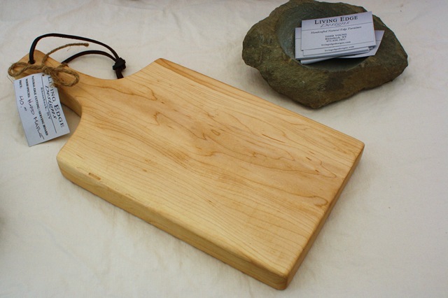 [cutting%2520board%252C%2520living%2520edge%2520designs%252C%2520rhinebeck%2520farmers%2520market%255B4%255D.jpg]