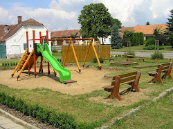 Obec Pálovice - dětské hřiště