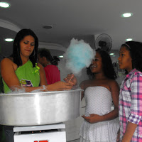  Acao_Queen_Celulares_01_10_2010