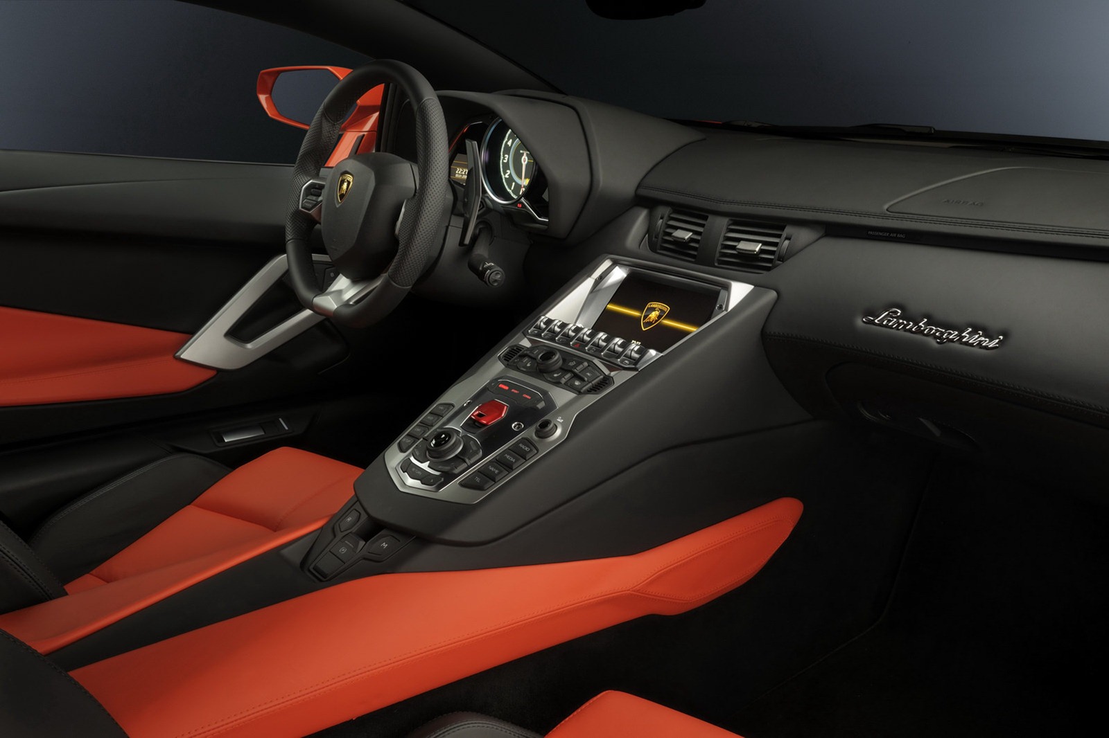 [Lamborghini-Aventador-LP700-4-15%255B2%255D.jpg]