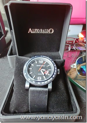 Koleksi Alfio Raldo handbag jam tangan spec mata