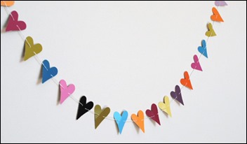 decoration-paper-punch-heart-garland-1