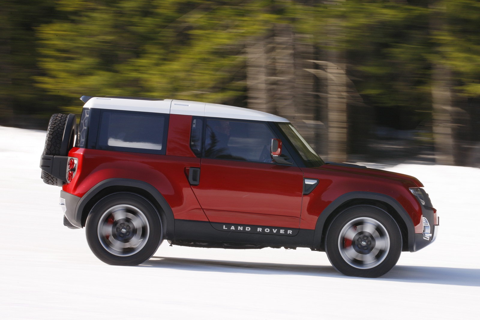 [Land-Rover-DC100-4%255B3%255D.jpg]