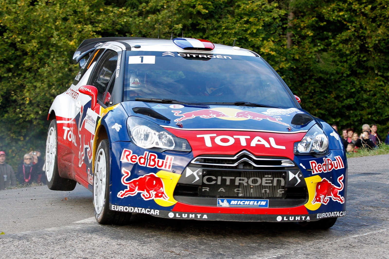 [WRC-Citroen-Loeb-2%255B4%255D.jpg]
