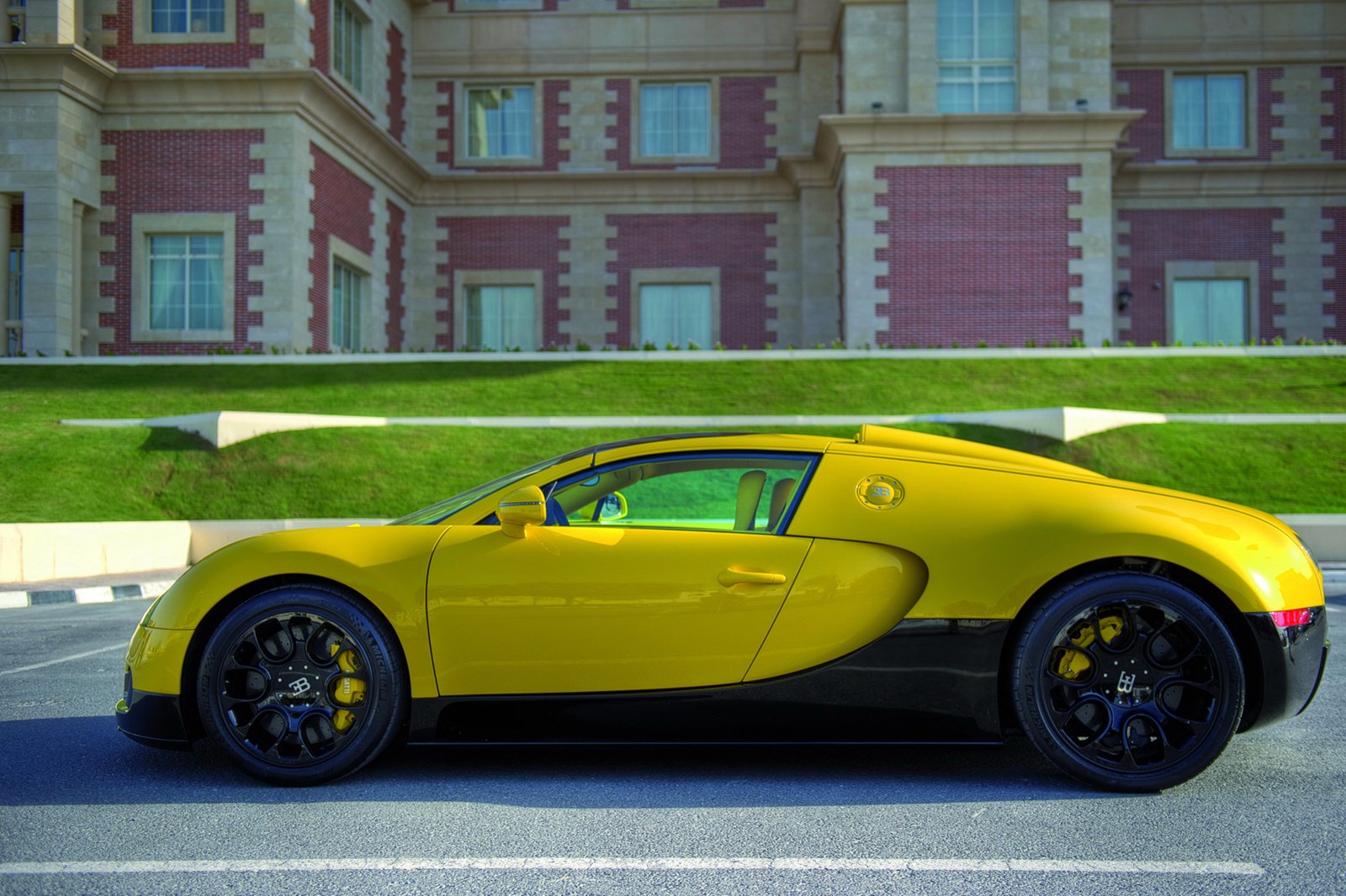 [Bugatti-Veyron-Grand-Sport-8%255B2%255D.jpg]