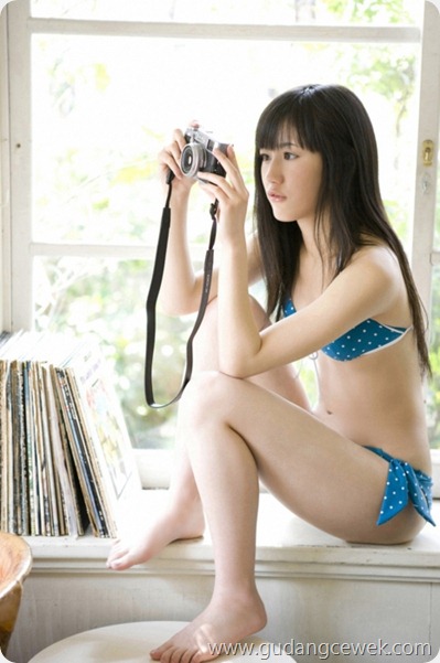 Model Jepang Super Seksi dengan Bikini Minim || gudangcewek.com