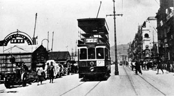 hong-kong-trams-0 hong-kong-trams-0