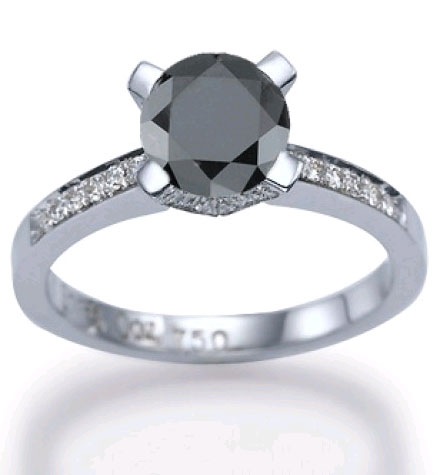 Vis a vis Black Diamond Solitaire Diamond Engagement Ring in White Gold