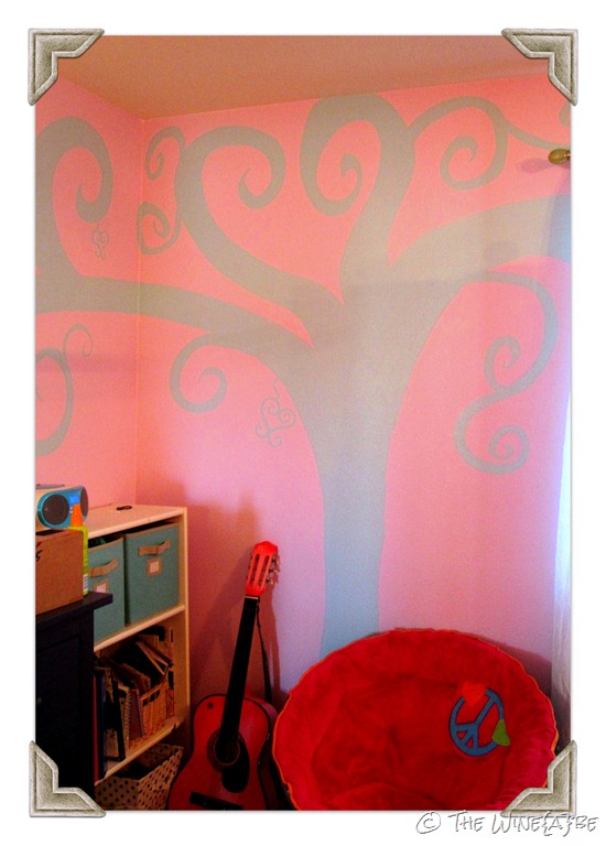 [enchanted_tree_painted_on_wall_girls_room_1%255B11%255D.jpg]