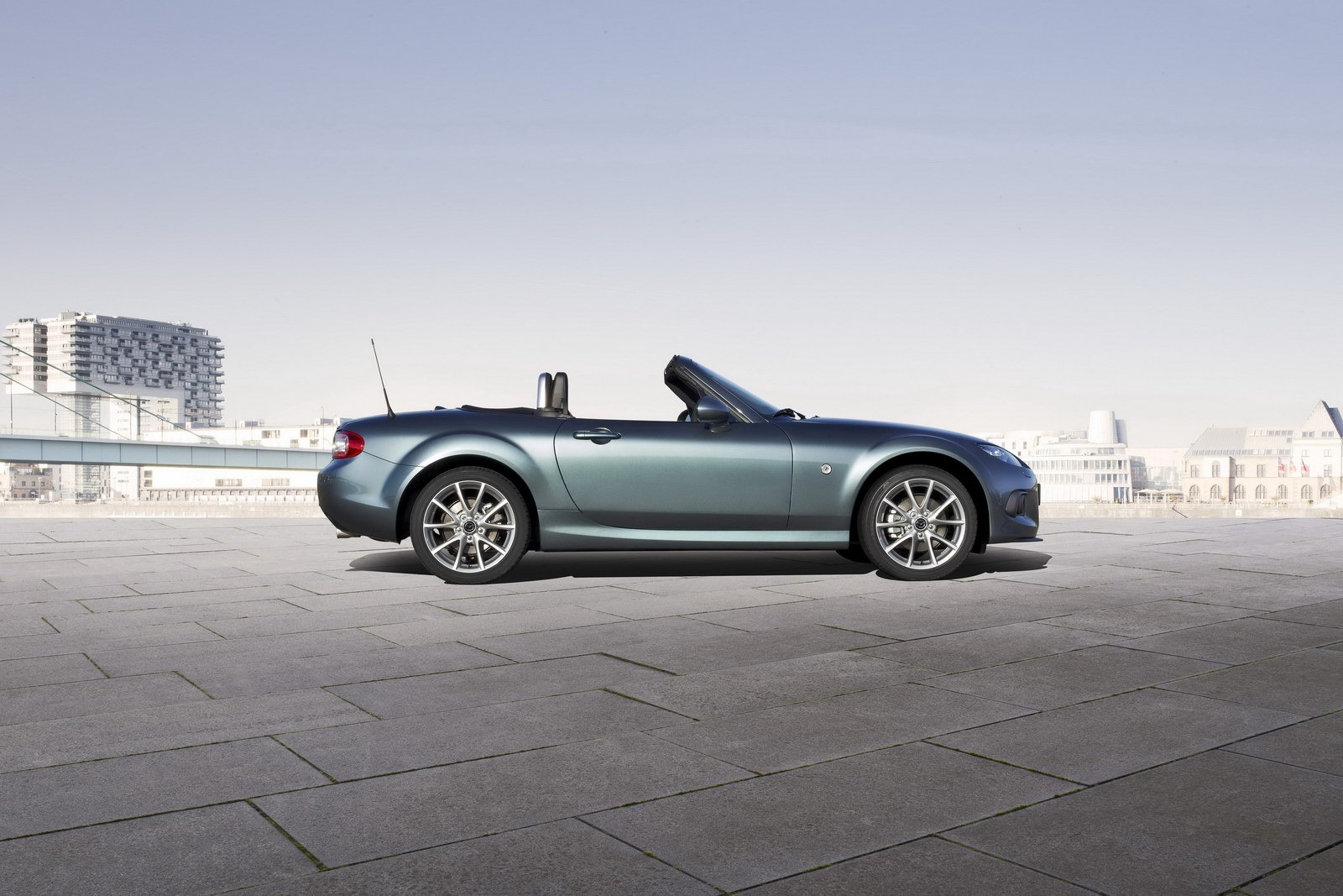 [Mazda-MX-5-Facelift-2012-28%255B2%255D.jpg]